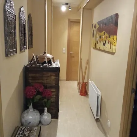Piso En Zona Privada Y Aparcamiento Gratuito モンフォルテ・デ・レモス